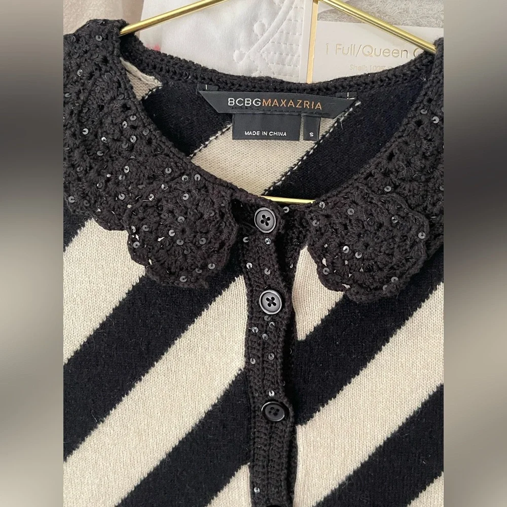 BCBGMaxAzria Striped Top - Picture 2 of 3